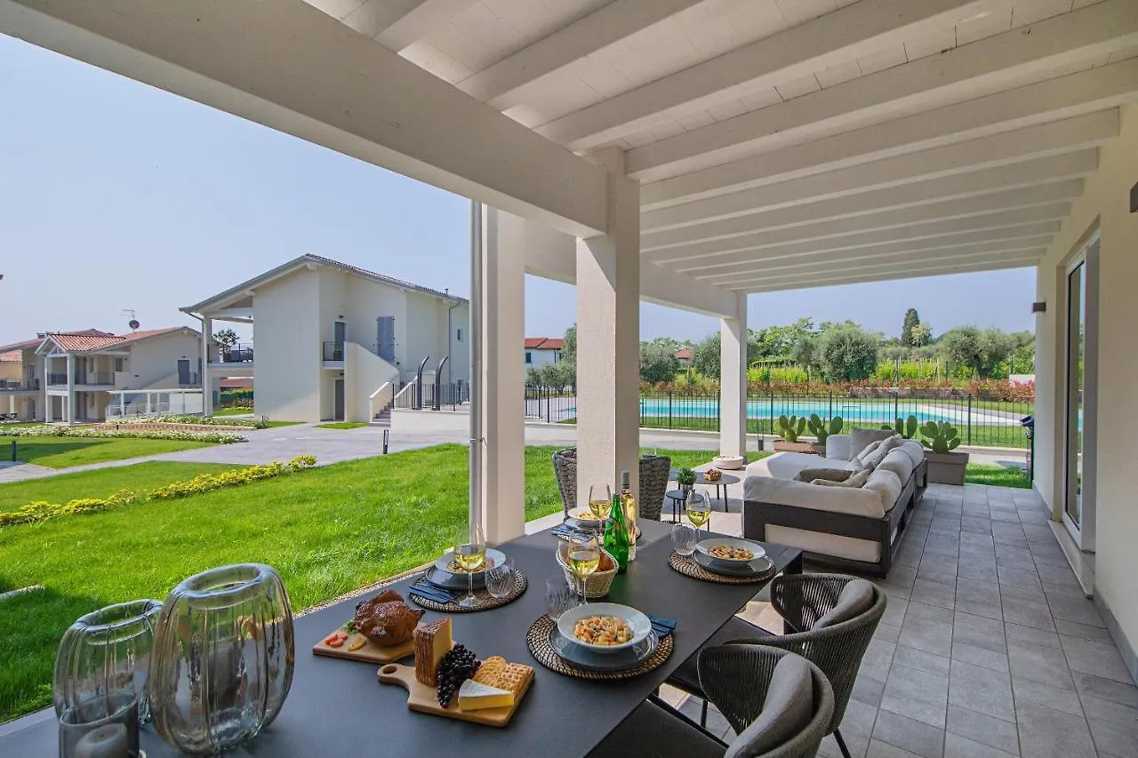 Appartamento La Cittadella PT-6 by Wonderful Italy Manerba del Garda 0*,  Italia
